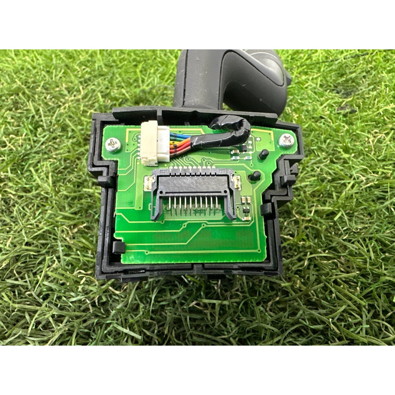 Переключатель дворников (электрика) LAND ROVER Range Rover Evoque L538 2016 2.0 LR024629