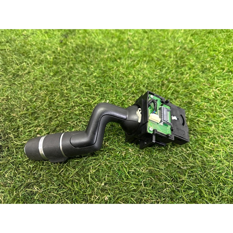 Переключатель поворотов (электрика) LAND ROVER Range Rover Evoque L538 2016 2.0 LR024627