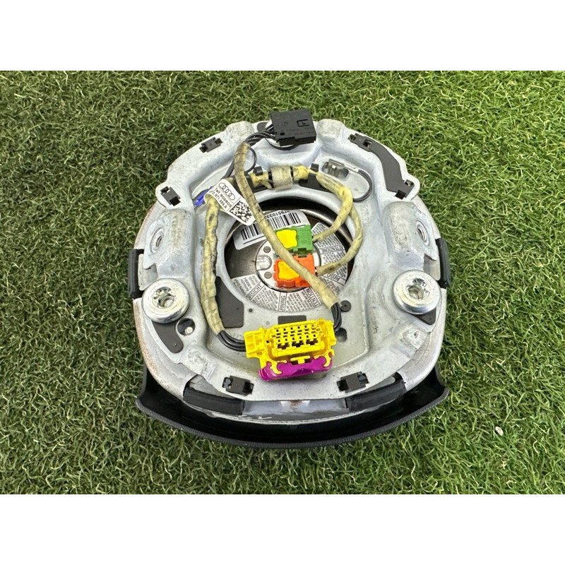 Airbag руля (airbag / безопасность) AUDI Q7 4L 2011 3.0 TFSi 4L0880201S6PS