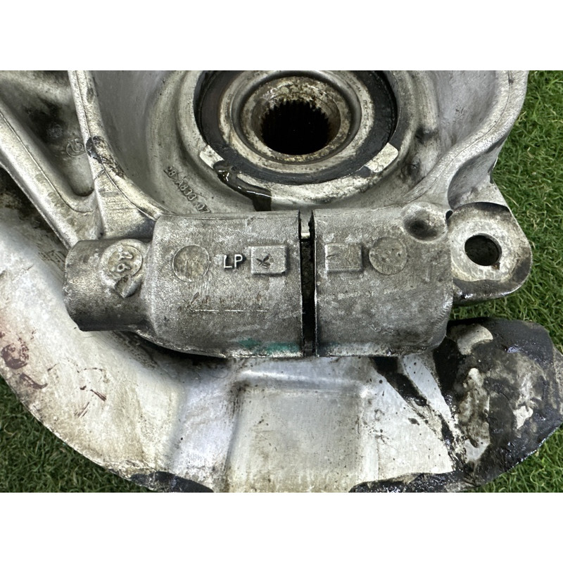 Поворотный кулак (подвеска) LAND ROVER Range Rover Evoque L538 2016 2.0 LR078179