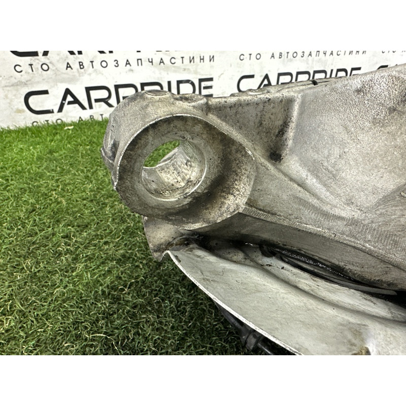 Поворотный кулак (подвеска) LAND ROVER Range Rover Evoque L538 2016 2.0 LR077913