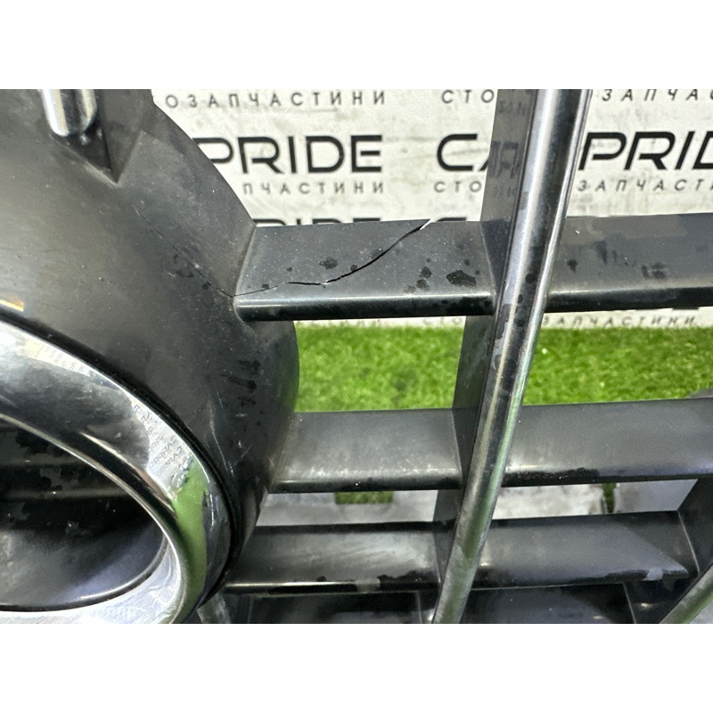 Бампер (наружные элементы кузова) AUDI Q5 8R 2012 3.2 8R0807105CGRU