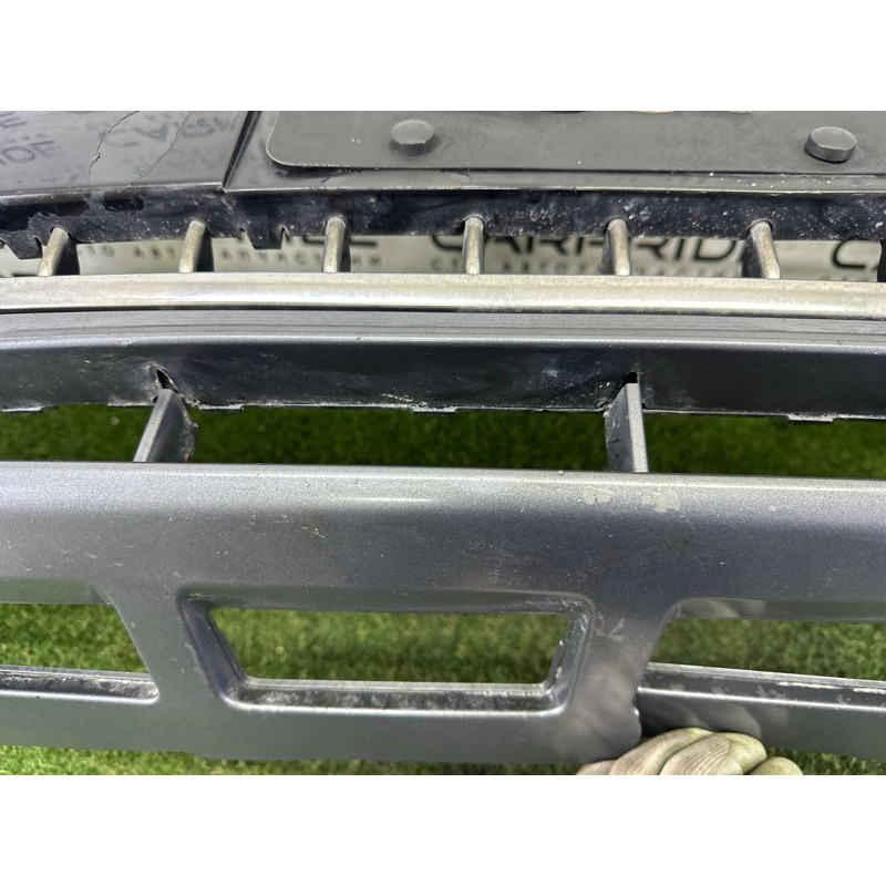 Бампер (наружные элементы кузова) AUDI Q5 8R 2012 3.2 8R0807105CGRU