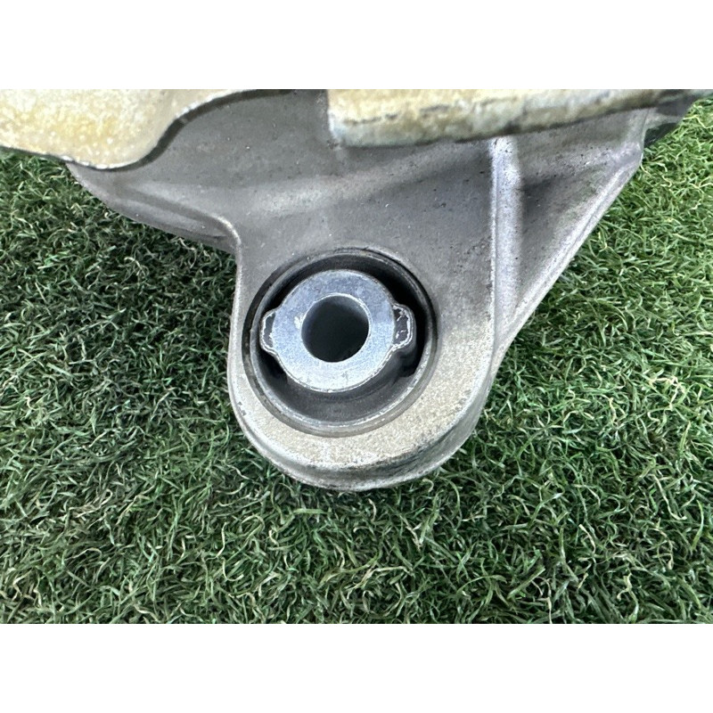 Цапфа подвески (подвеска) LAND ROVER Range Rover Evoque L538 2016 2.0 LR068884