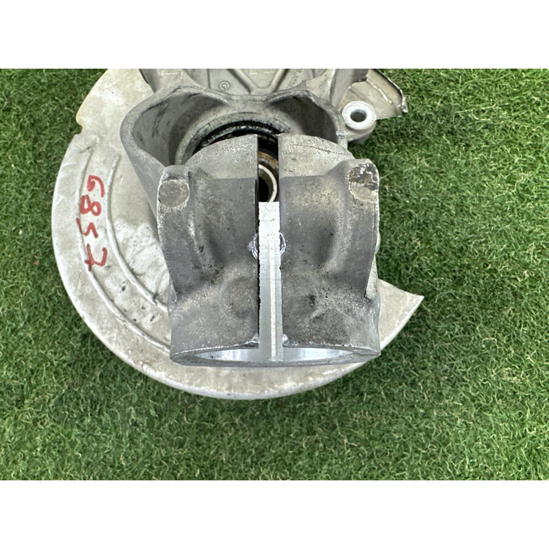 Цапфа подвески (подвеска) LAND ROVER Range Rover Evoque L538 2016 2.0 LR068884