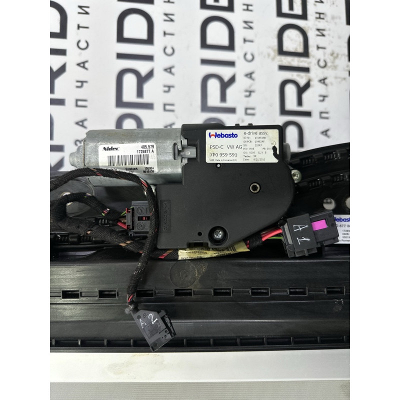 Люк панорама в сборе (кузов и элементы) Volkswagen Touareg NF 2012 3.0 Hybrid CGFA 7P0877049