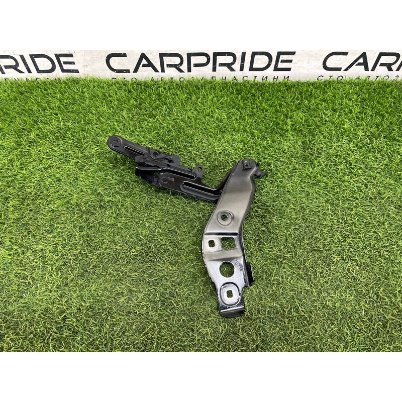 Петля капота (кузов и элементы) Mercedes-Benz EQB 350 X243 2022 A1778801100