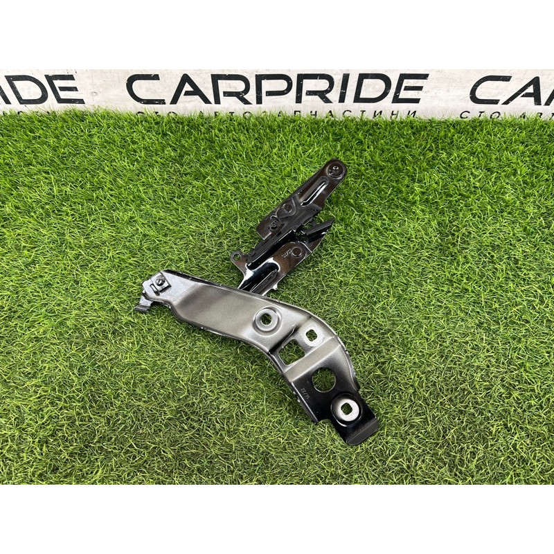 Петля капота (кузов и элементы) Mercedes-Benz EQB 350 X243 2022 A1778801200