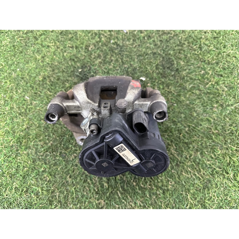 Суппорт тормозной (тормозная система) LAND ROVER Range Rover Evoque L538 2016 2.0 LR061381