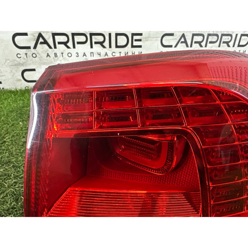 Задній ліхтар (оптика) Volkswagen Touareg NF 2013 3.0 Hybrid 7P6945208A