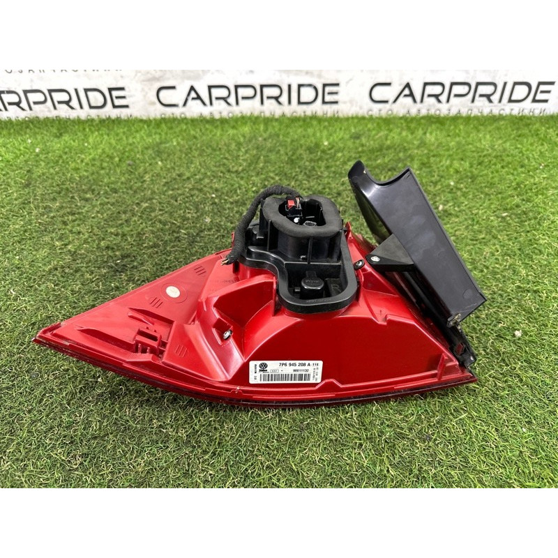 Задній ліхтар (оптика) Volkswagen Touareg NF 2013 3.0 Hybrid 7P6945208A