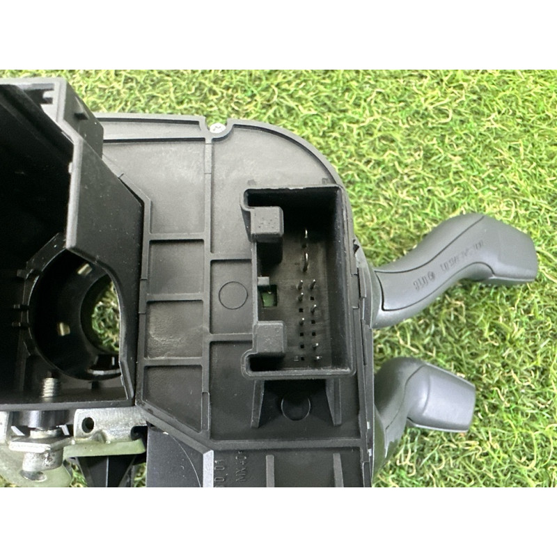 Блок подрулевых переключателей (электрика) AUDI Q7 4L 2011 3.0 TFSi 4E0953541B