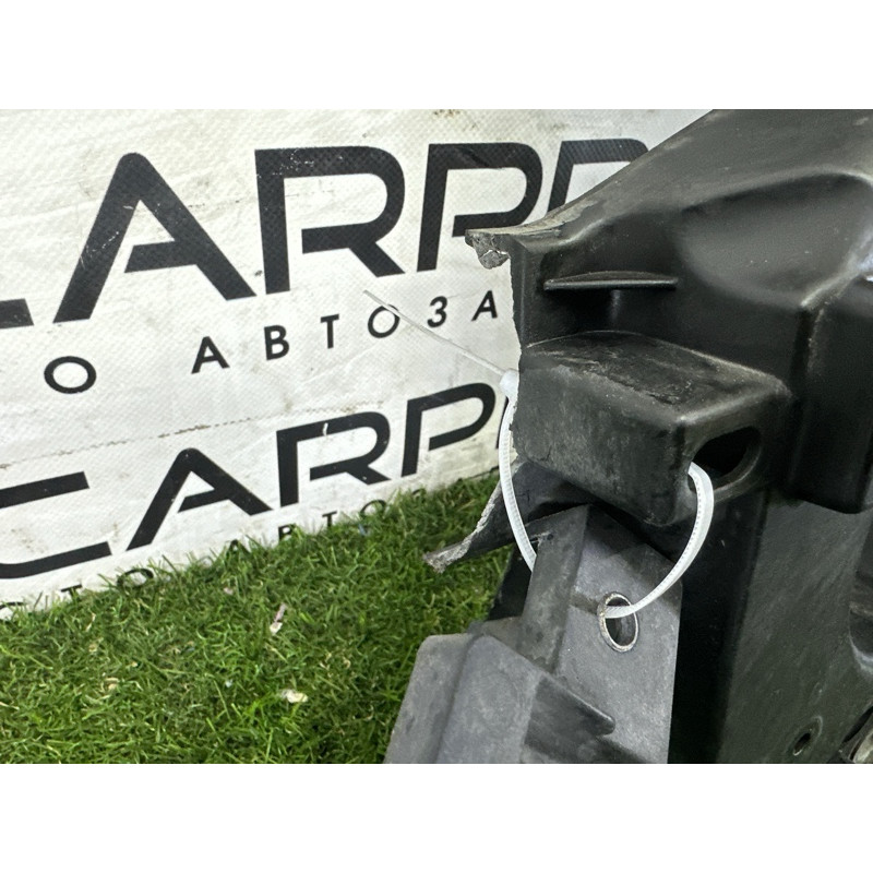 Телевизор (передняя часть кузова) (наружные элементы кузова) Volkswagen Touareg NF 2013 3.6 7P6805594C