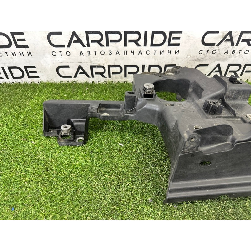 Телевизор (передняя часть кузова) (наружные элементы кузова) Volkswagen Touareg NF 2013 3.6 7P6805594C