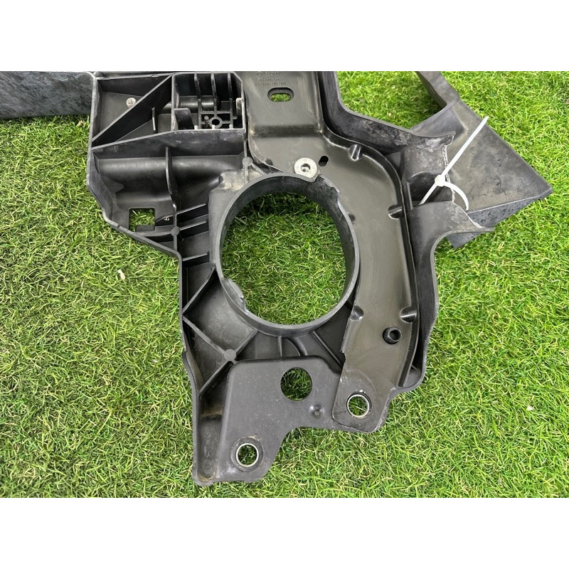 Телевизор (передняя часть кузова) (наружные элементы кузова) Volkswagen Touareg NF 2013 3.6 7P6805594C