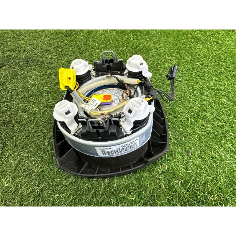 Airbag руля (airbag / безопасность) Volkswagen Touareg NF 2013 3.0 Hybrid 7P6880201L4A1