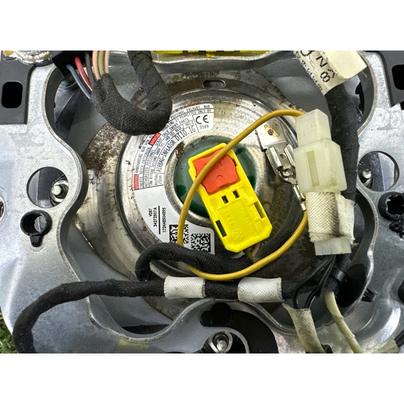 Airbag руля (airbag / безопасность) AUDI Q5 8R 2012 3.2 8R0880201AQ6PS