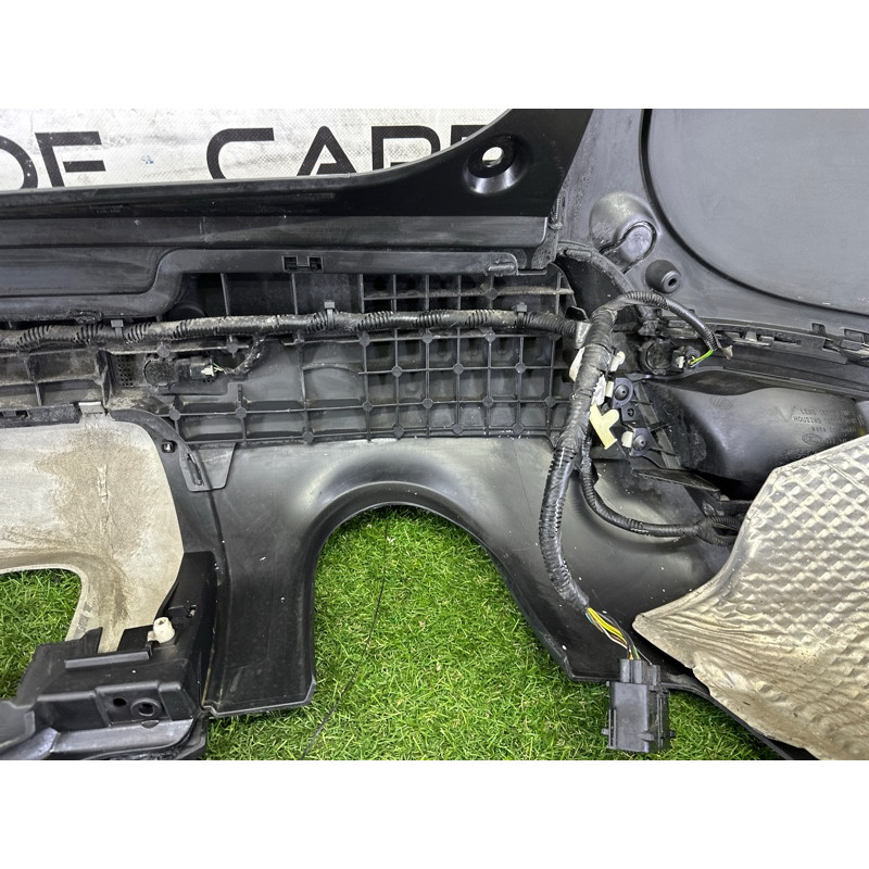 Бампер (наружные элементы кузова) LAND ROVER RANGE ROVER Sport L494 2016 3.0 Diesel LR063195