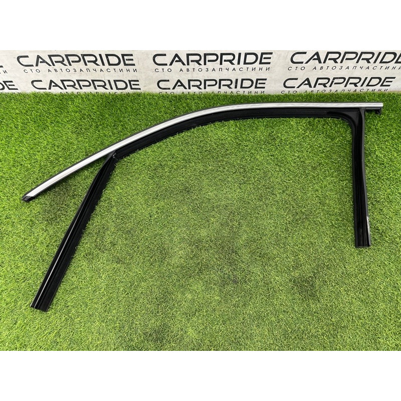 Молдинг стекла (кузов и элементы) Mercedes-Benz EQB 350 X243 2022 A2477252300