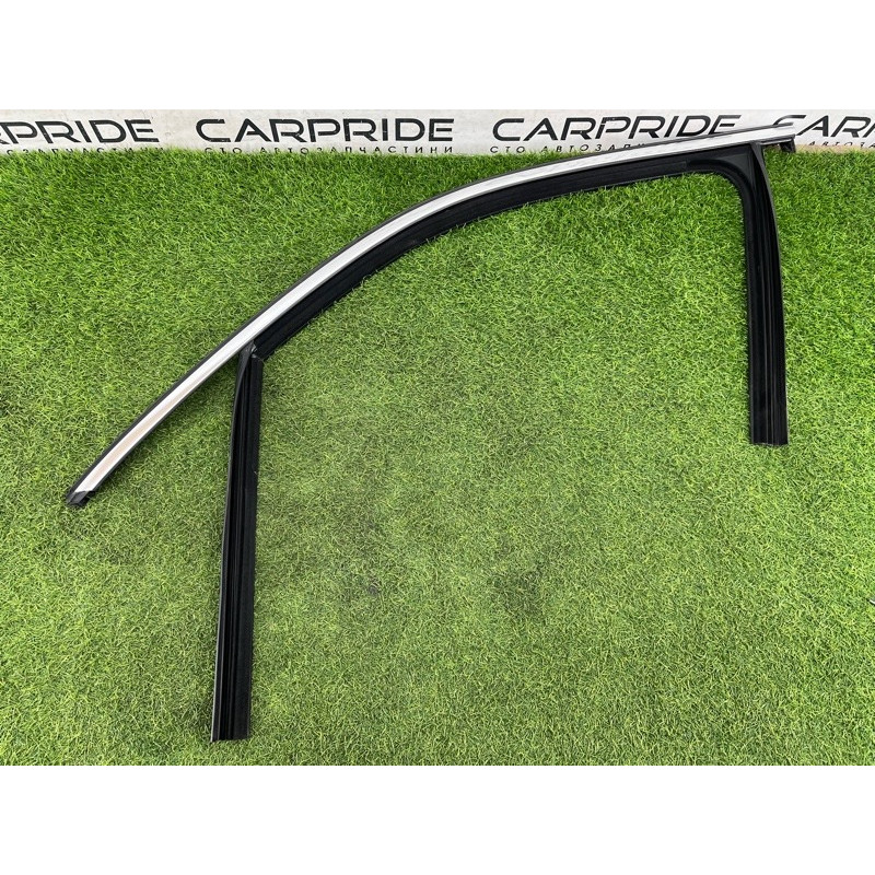 Молдинг стекла (кузов и элементы) Mercedes-Benz EQB 350 X243 2022 A2477252300