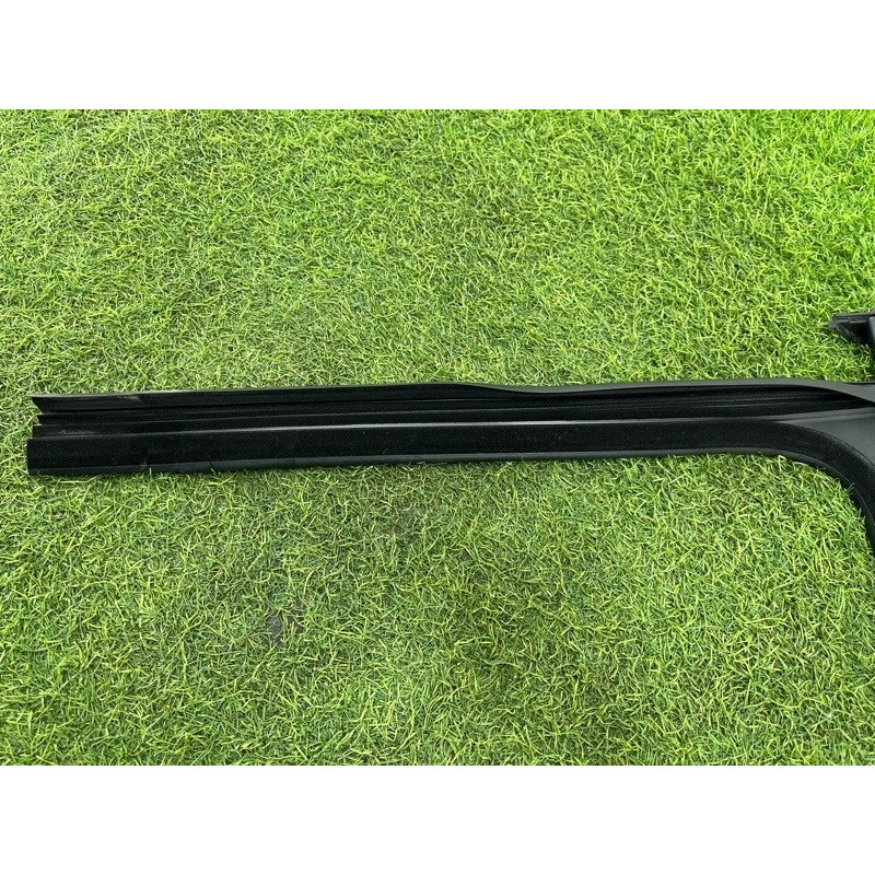 Молдинг стекла (кузов и элементы) Mercedes-Benz EQB 350 X243 2022 A2477252400