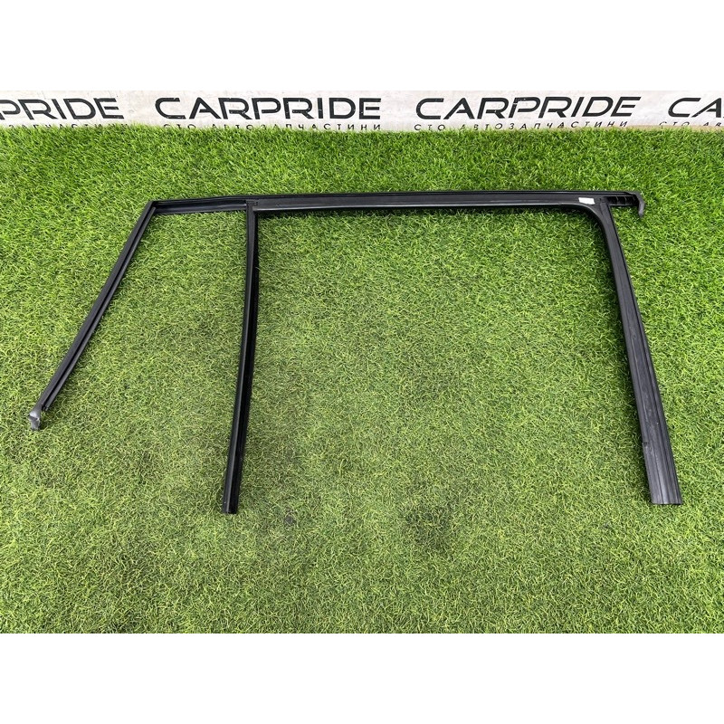 Молдинг стекла (кузов и элементы) Mercedes-Benz EQB 350 X243 2022 A2477352500