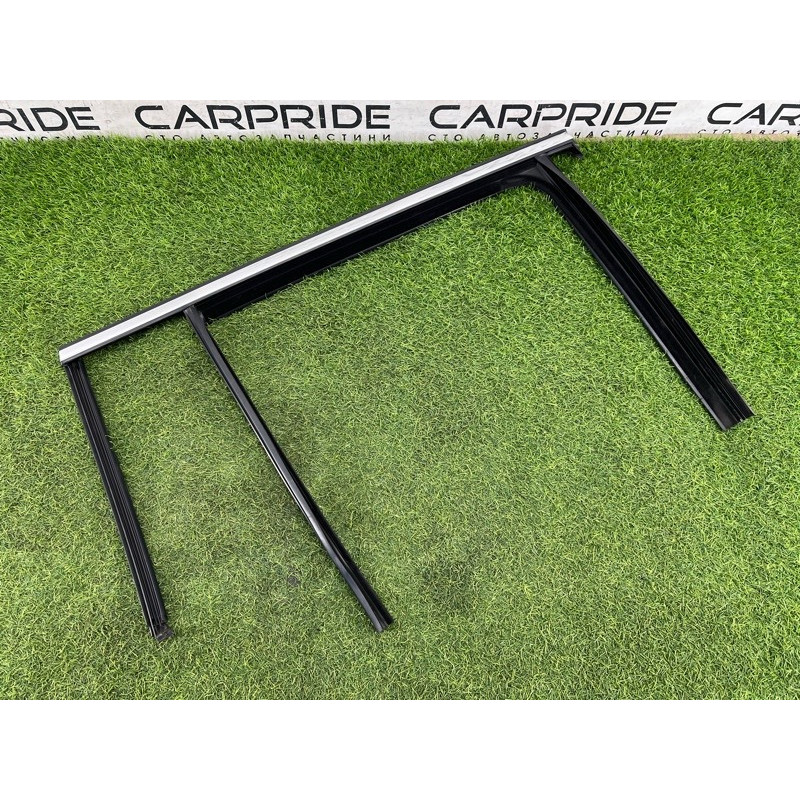 Молдинг стекла (кузов и элементы) Mercedes-Benz EQB 350 X243 2022 A2477352600