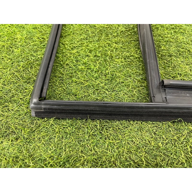 Молдинг стекла (кузов и элементы) Mercedes-Benz EQB 350 X243 2022 A2477352600