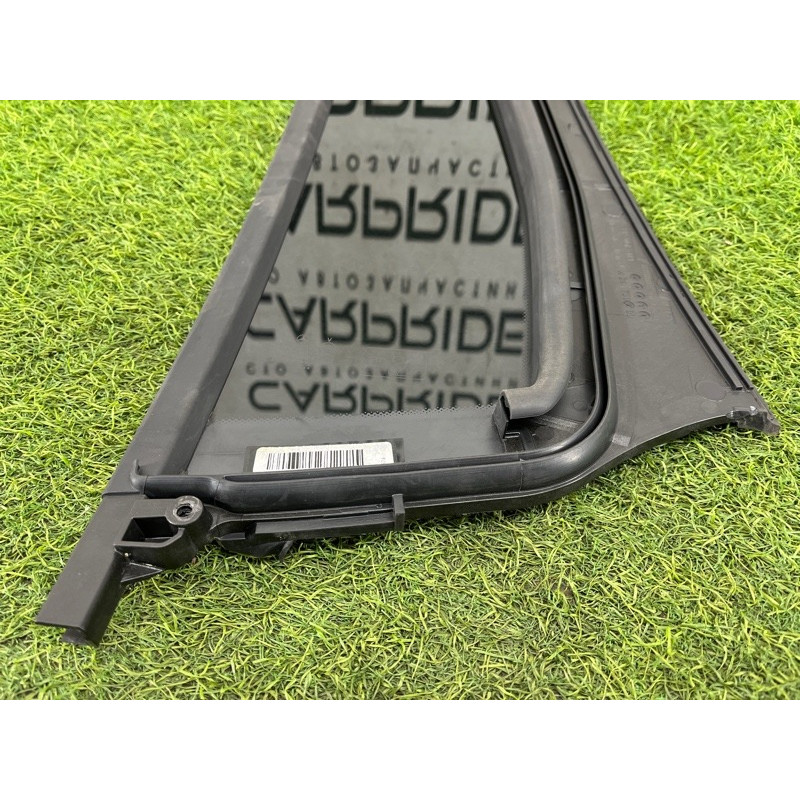 Форточка двери (кузов и элементы) Mercedes-Benz EQB 350 X243 2022 A2437300400