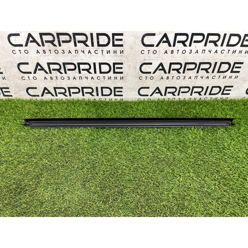 Молдинг стекла внутренний (наружные элементы кузова) Mercedes-Benz EQB 350 X243 2022 A2477256301