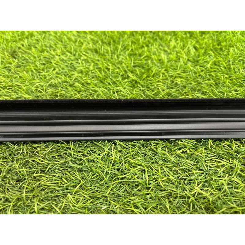 Молдинг стекла внутренний (наружные элементы кузова) Mercedes-Benz EQB 350 X243 2022 A2477256301