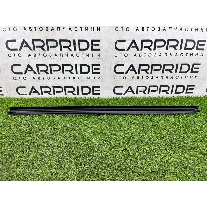 Молдинг стекла внутренний (наружные элементы кузова) Mercedes-Benz EQB 350 X243 2022 A2477256401