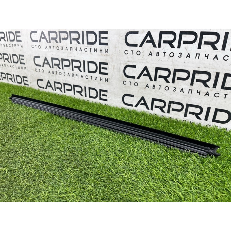 Молдинг стекла внутренний (наружные элементы кузова) Mercedes-Benz EQB 350 X243 2022 A2477256401