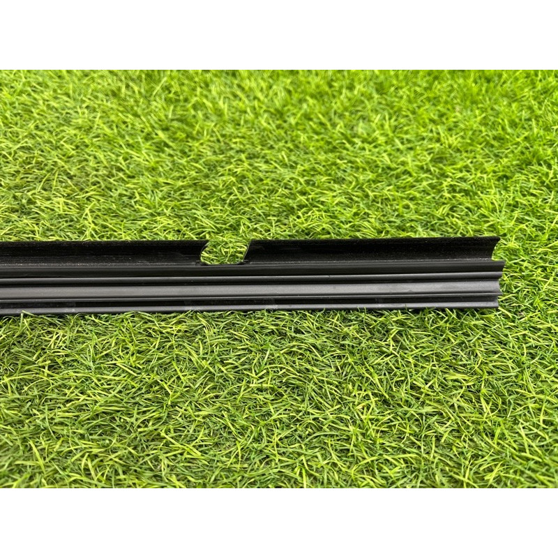 Молдинг стекла внутренний (наружные элементы кузова) Mercedes-Benz EQB 350 X243 2022 A2477358401