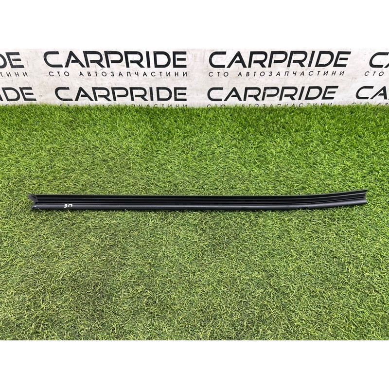 Молдинг стекла внутренний (наружные элементы кузова) Mercedes-Benz EQB 350 X243 2022 A2477358401