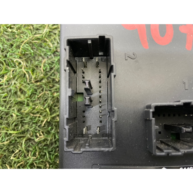 Блок управления крышки багажника (электрика / блоки управления) Jeep Grand Cherokee WK2 2014 3.0 Diesel 68140669AE