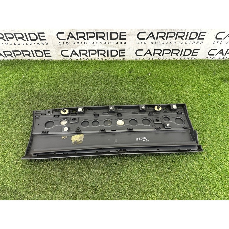 Накладка двери внешняя (кузов и элементы) LAND ROVER Range Rover L405 2016 5.0 LR038856