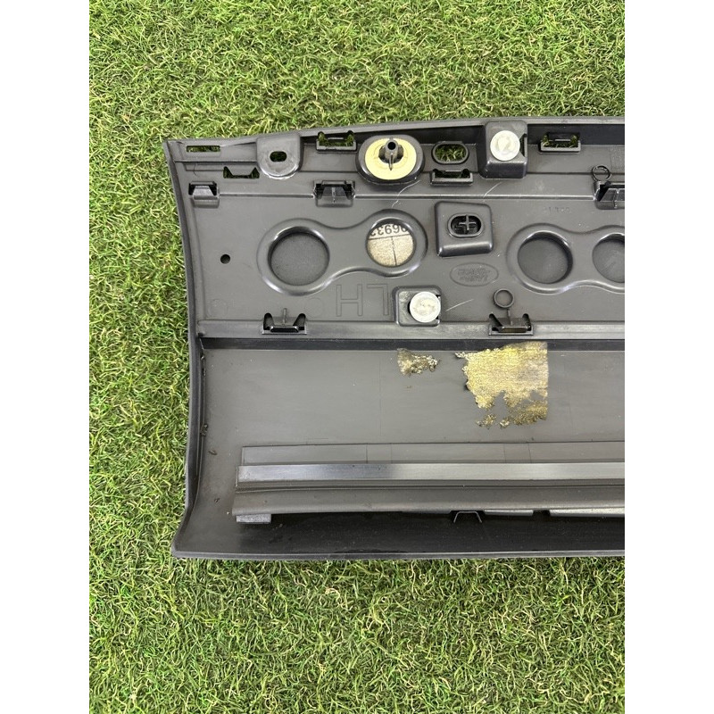 Накладка двери внешняя (кузов и элементы) LAND ROVER Range Rover L405 2016 5.0 LR038856