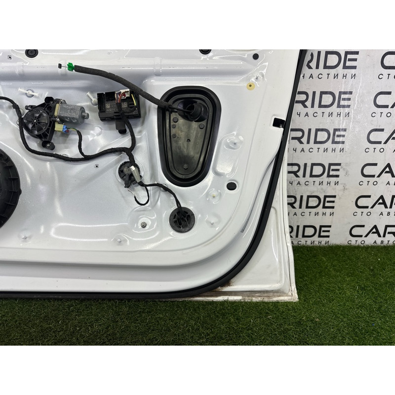 Дверь (наружные элементы кузова) AUDI A4 B9 2017 2.0 TFSI 8W0831052A