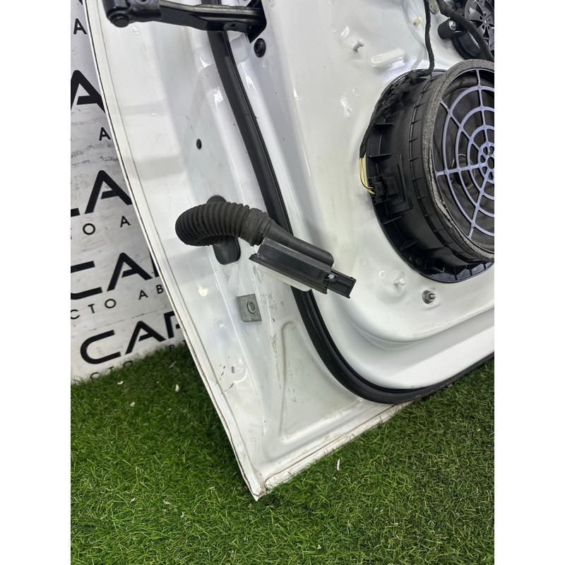 Дверь (наружные элементы кузова) AUDI A4 B9 2017 2.0 TFSI 8W0831052A