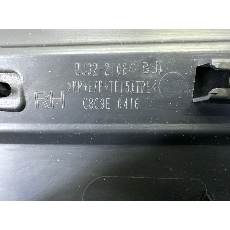 Накладка двери внешняя (кузов и элементы) LAND ROVER Range Rover Evoque L538 2016 2.0 LR074947