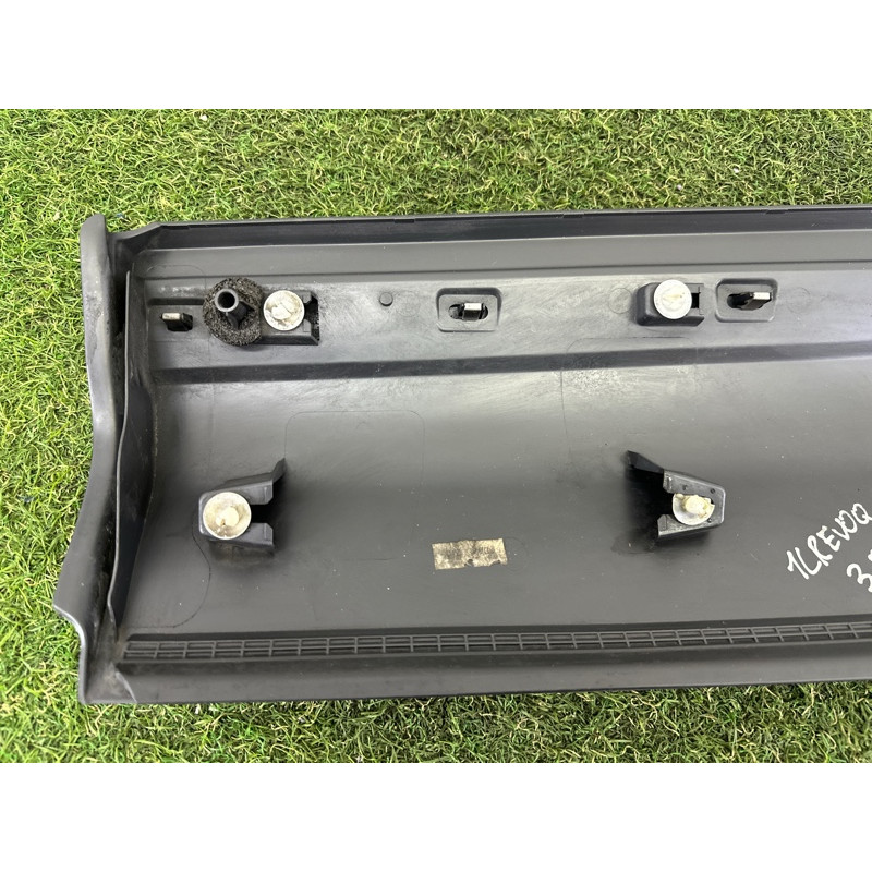 Накладка двери внешняя (кузов и элементы) LAND ROVER Range Rover Evoque L538 2016 2.0 LR074949