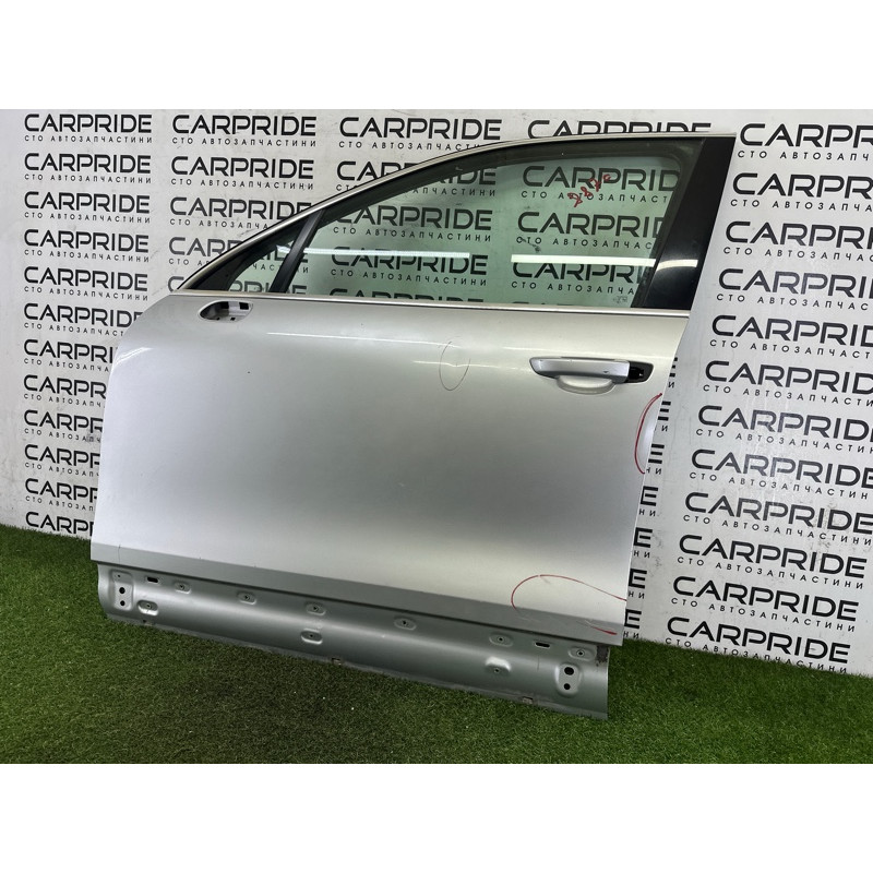 Дверь (наружные элементы кузова) Volkswagen Touareg NF 2013 3.6 7P0831055