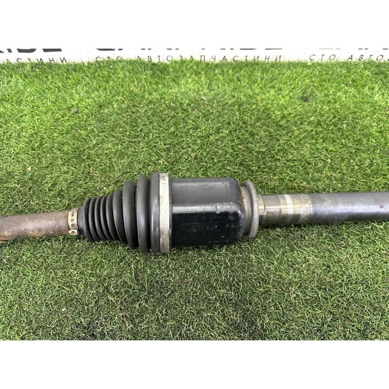 Привод (трансмиссия) LAND ROVER Range Rover L405 2016 5.0 LR064251