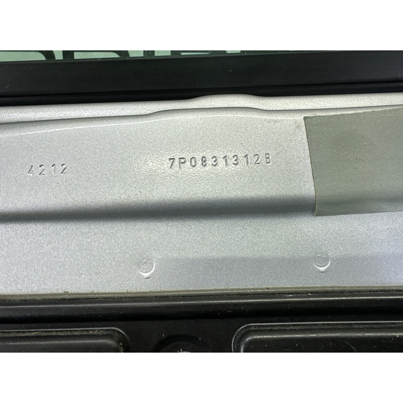 Дверь (наружные элементы кузова) Volkswagen Touareg NF 2013 3.6 7P0831056