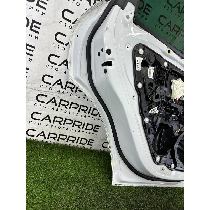 Дверь (наружные элементы кузова) Volkswagen Touareg NF 2013 3.0 Hybrid 7P0833055