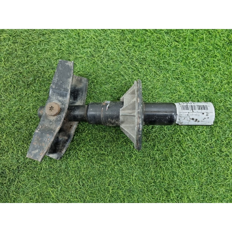 Кронштейн усилителя бампера (стекла и зеркала) BMW 3-series E36 51118119258