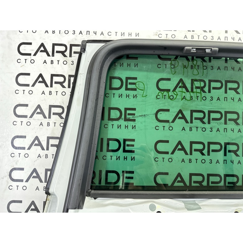 Дверь (наружные элементы кузова) Volkswagen Touareg NF 2013 3.0 Hybrid 7P0833056