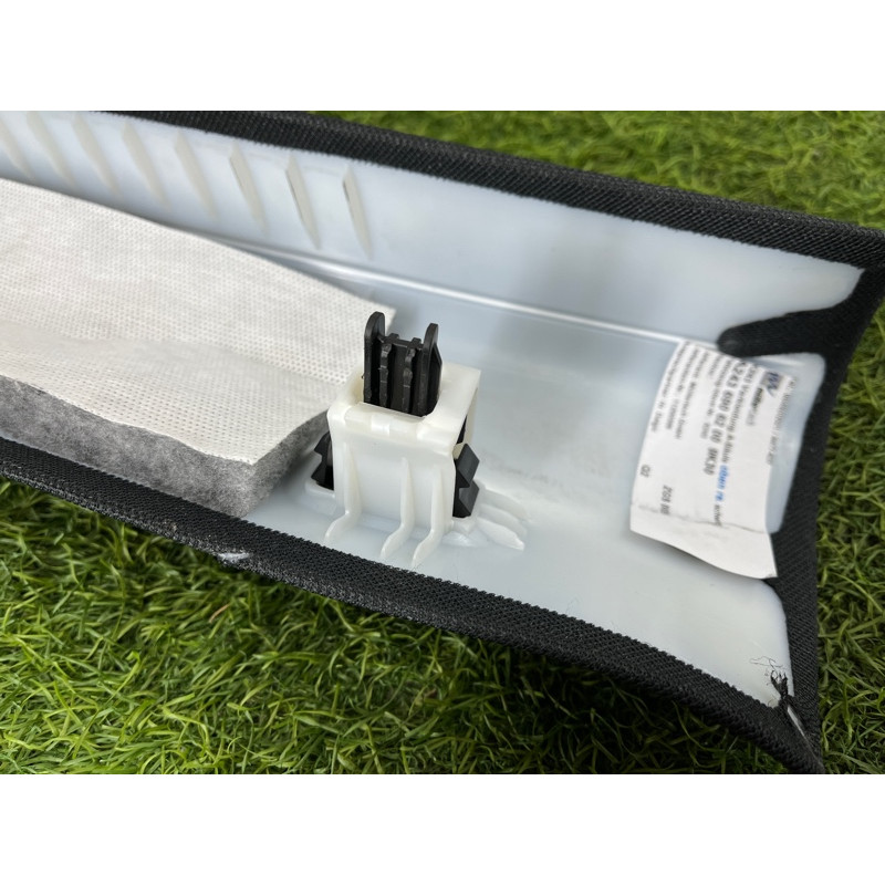 Обшивка стойки верхняя (салон) Mercedes-Benz EQB 350 X243 2022 A24369062019K30