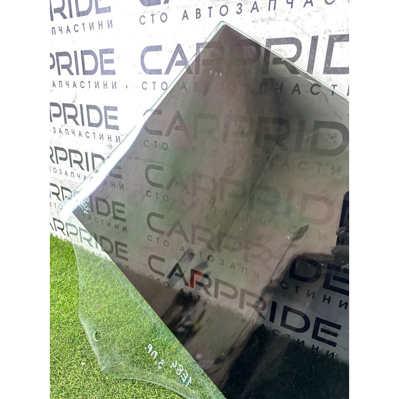 Стекло (кузов и элементы) BMW X1 E84 2014 2.0 51352990300